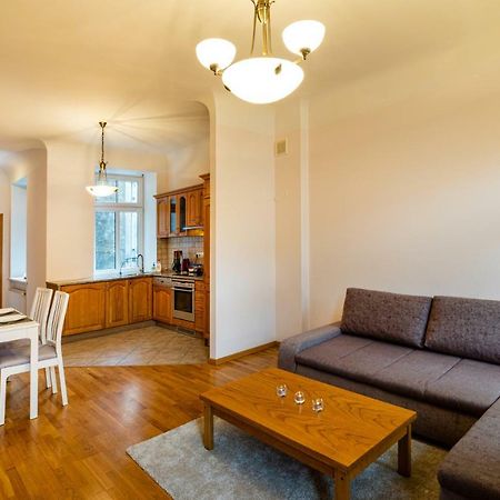 ריגה Dzirnavu Street Apartment In City Center מראה חיצוני תמונה