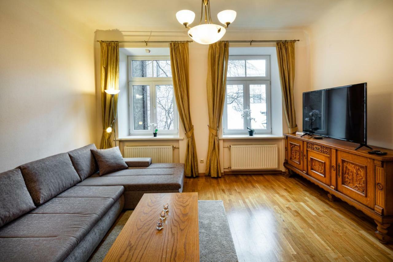 ריגה Dzirnavu Street Apartment In City Center מראה חיצוני תמונה