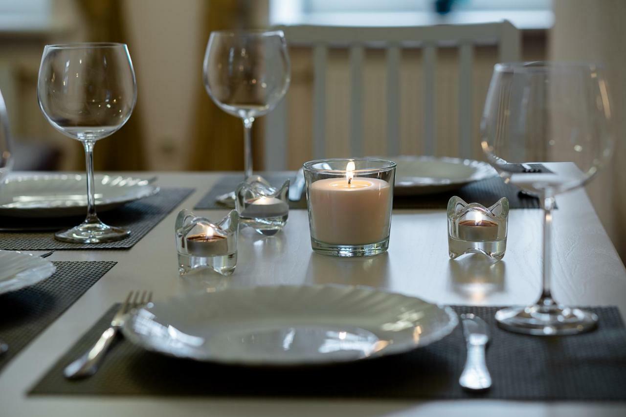 ריגה Dzirnavu Street Apartment In City Center מראה חיצוני תמונה